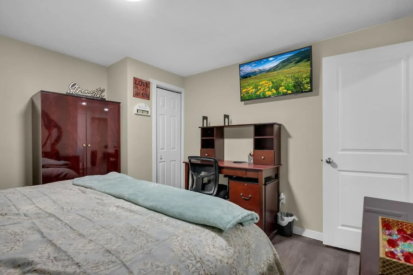 240 Spacious Modern Home W Ac Calgary Holiday home
