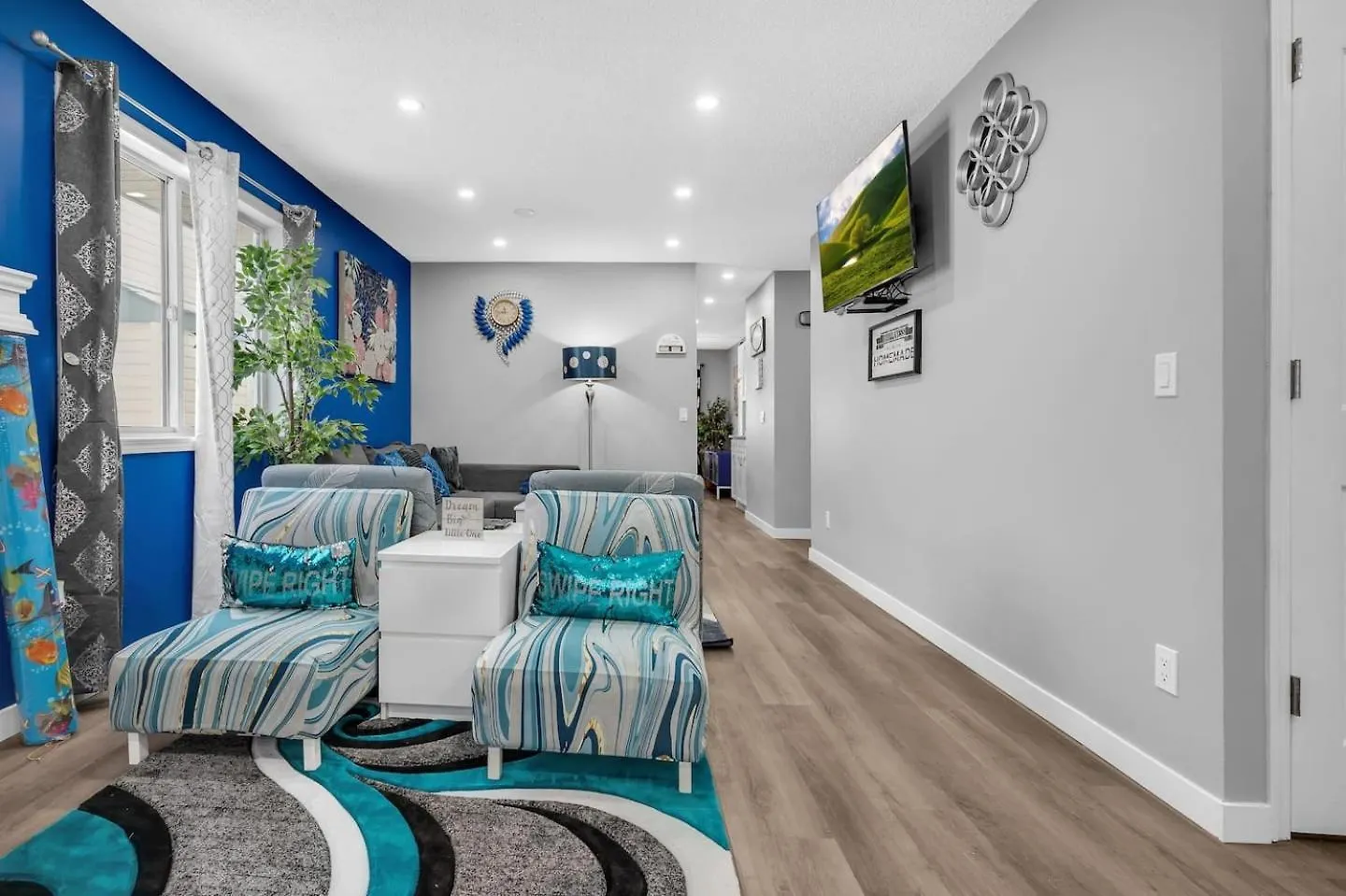 240 Spacious Modern Home W Ac Calgary