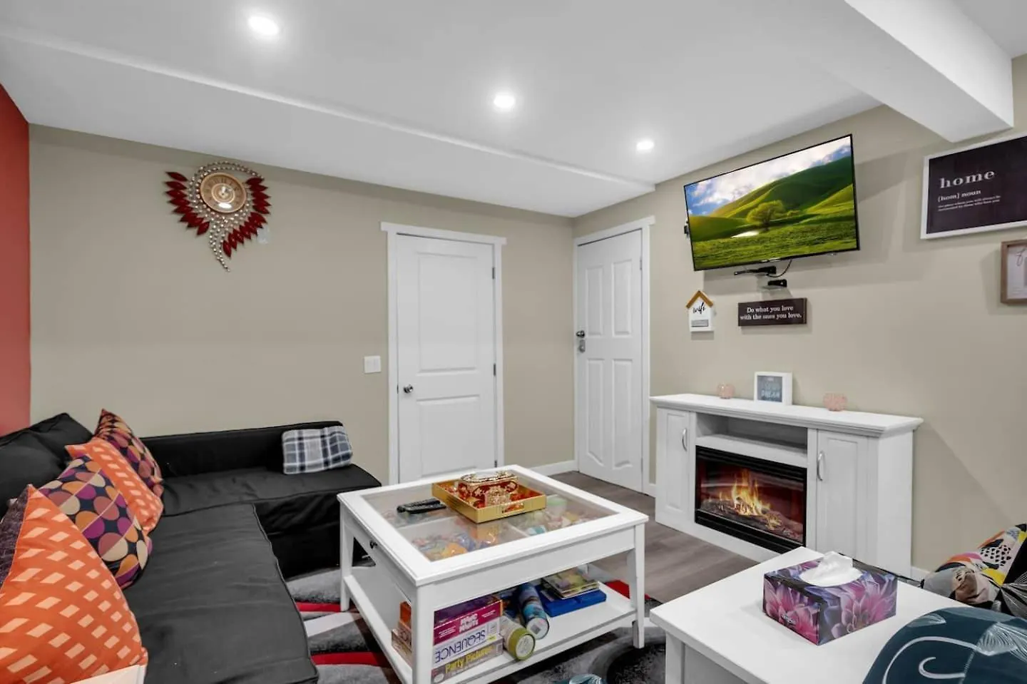 240 Spacious Modern Home W Ac Calgary 0*,  Canada