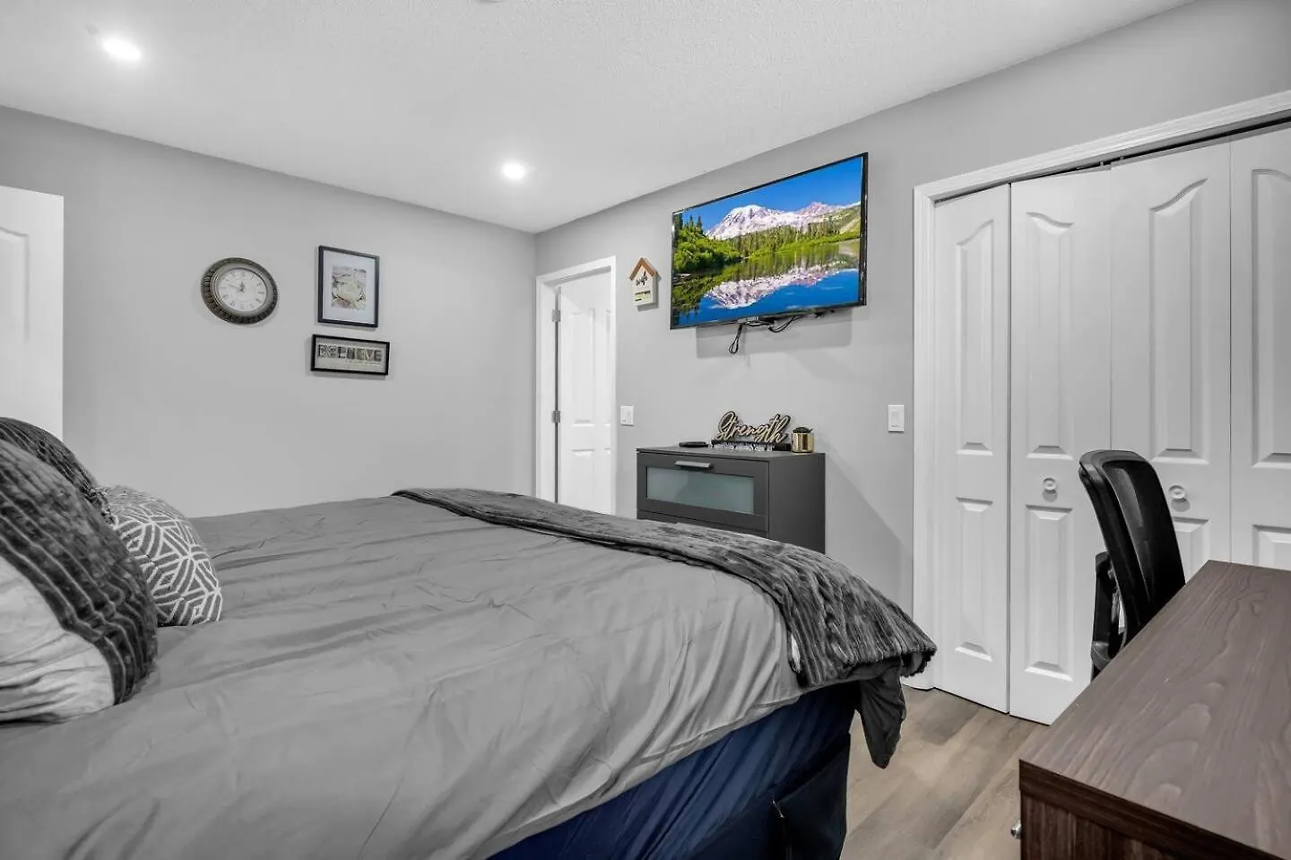 240 Spacious Modern Home W Ac Calgary Holiday home