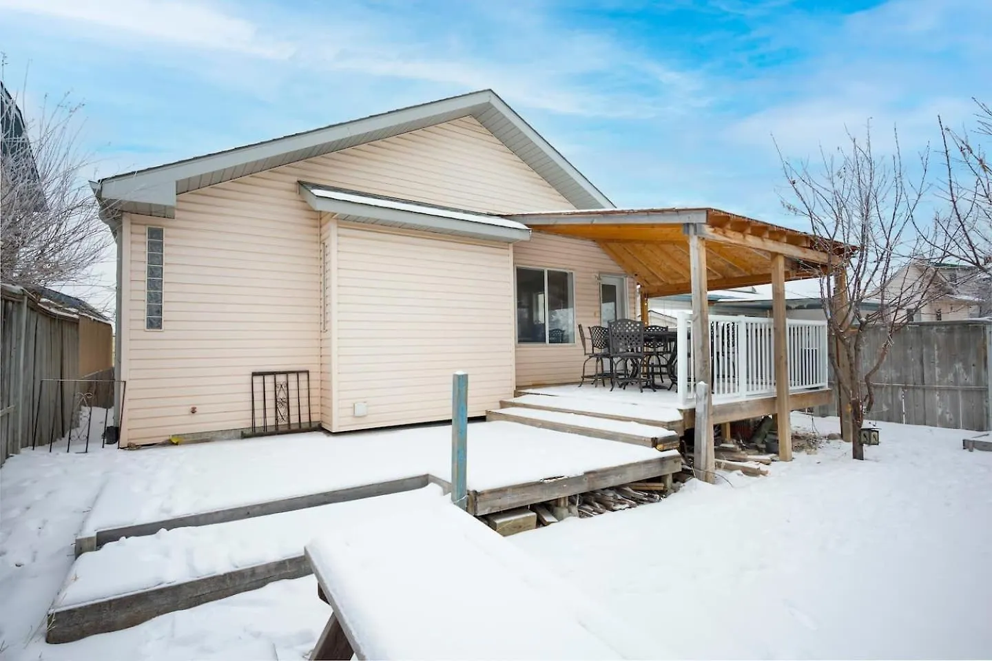 Holiday home 240 Spacious Modern Home W Ac Calgary Canada