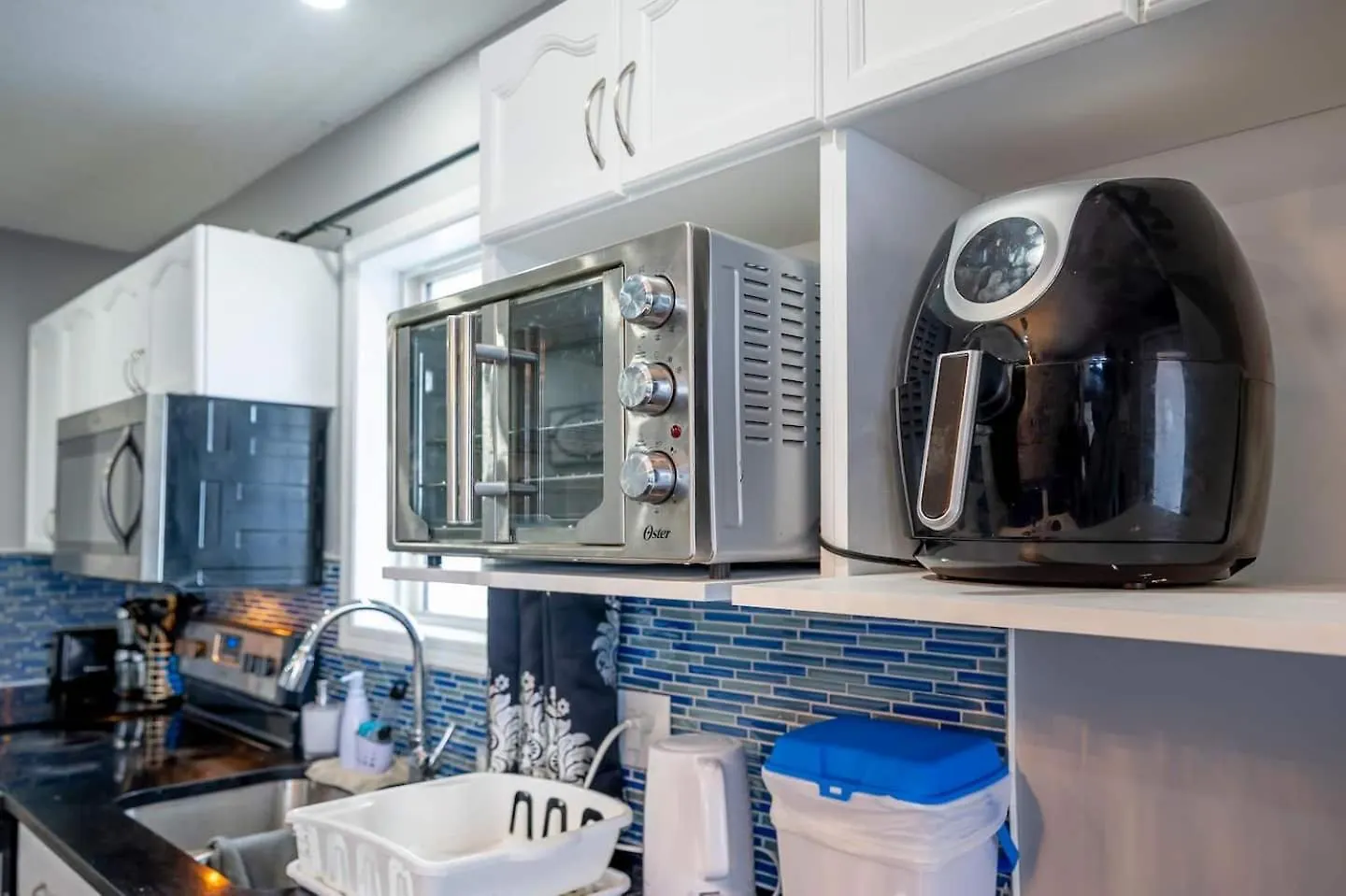 240 Spacious Modern Home W Ac Calgary